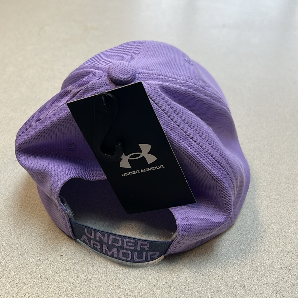 NWT Under Armor OSFM 100%Polyester Wicks Sweat & Quick Drying - Picture 4 of 5